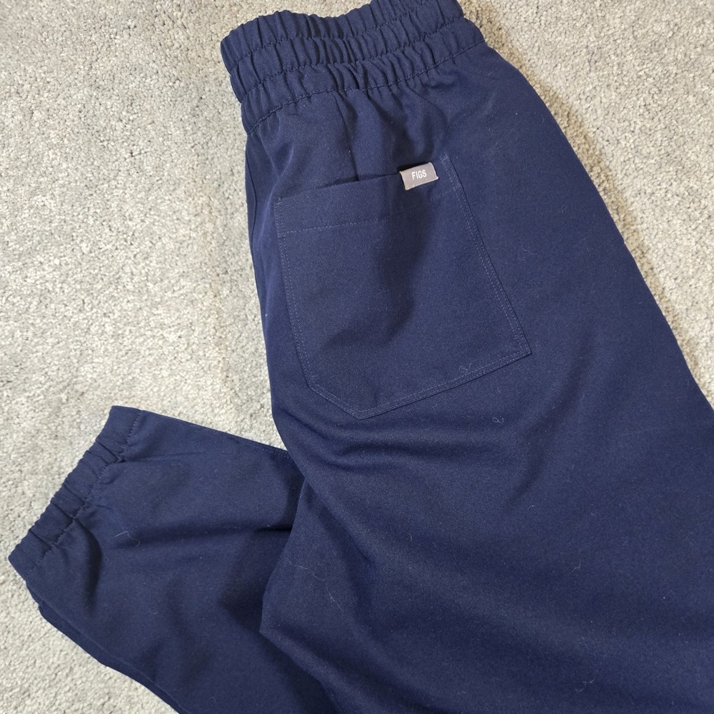 Figs Women's Cargo Jogger Scrub Pant Size Medium Navy Blue Scrub Pants